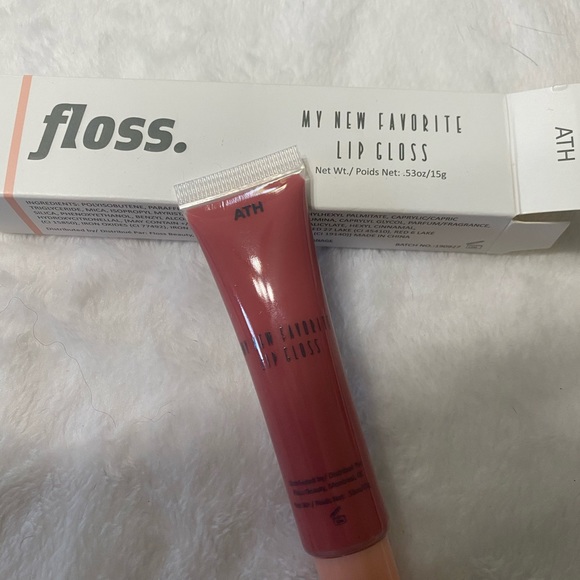 Make up bundle - Picture 9 of 11